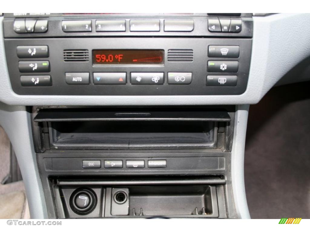 2002 BMW M3 Coupe Controls Photo #40849333
