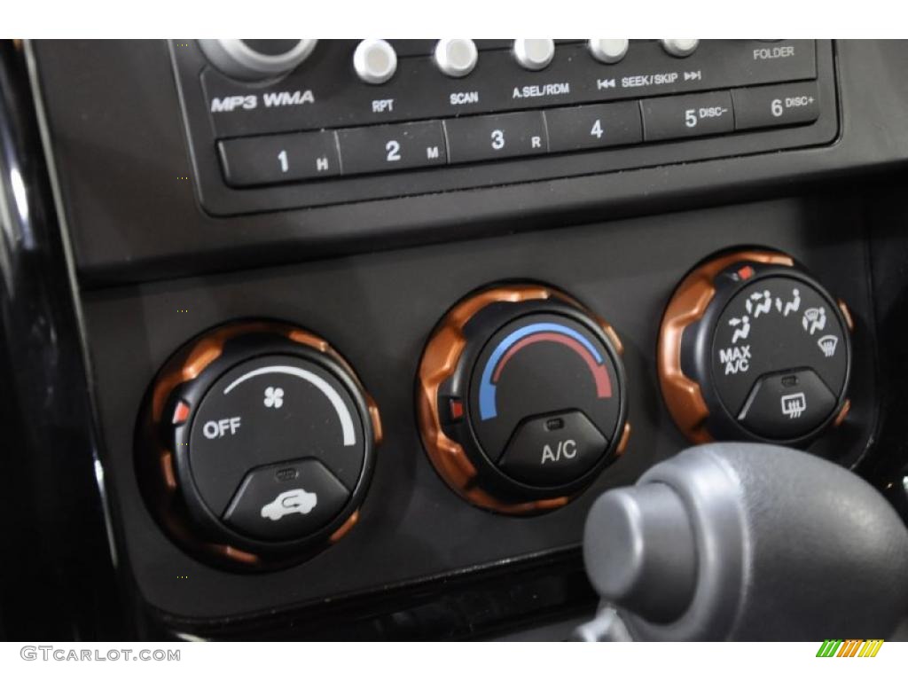 2007 Honda Element SC Controls Photo #40852361