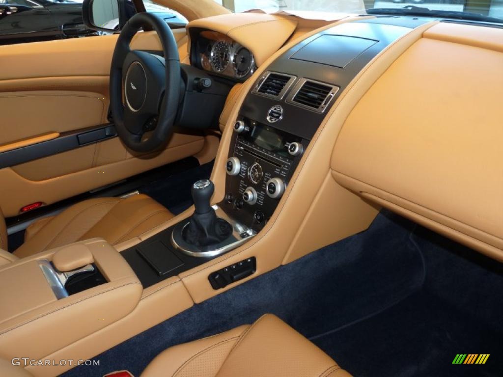 2011 Aston Martin V8 Vantage Coupe Dashboard Photos