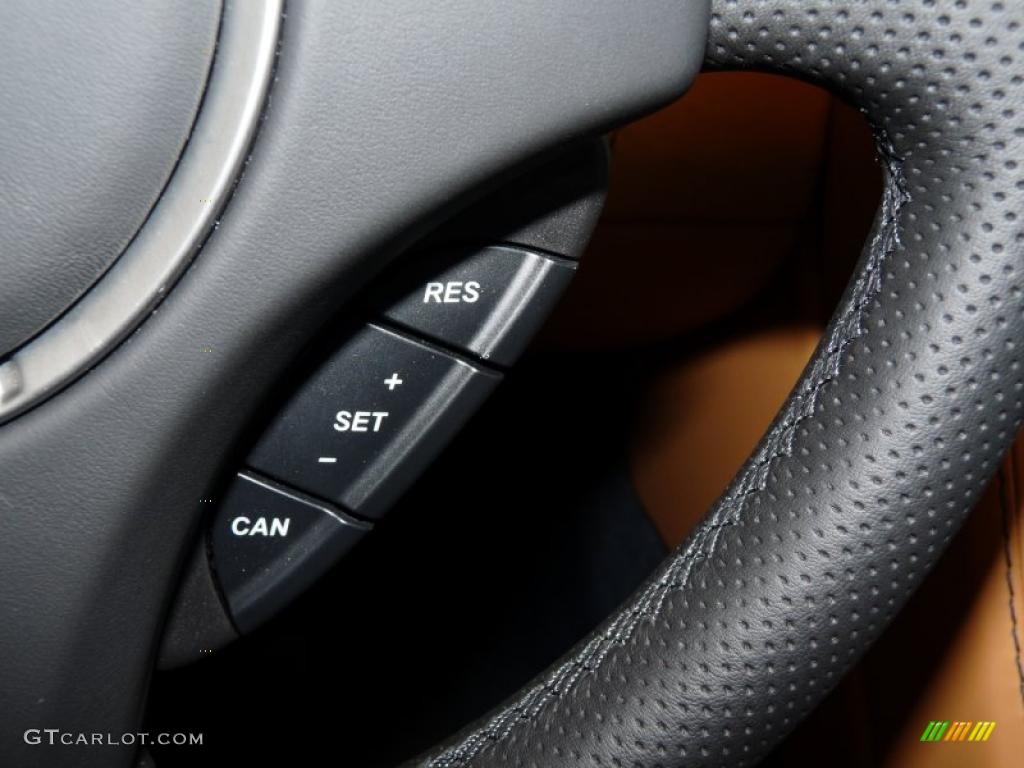 2011 Aston Martin V8 Vantage Coupe Controls Photos