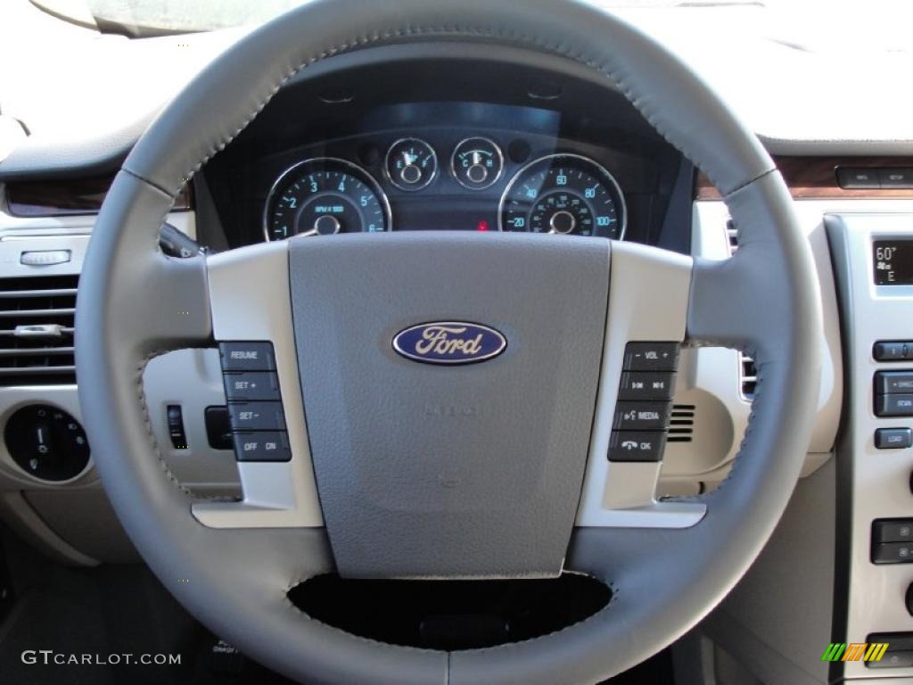 2011 Ford Flex SEL Steering Wheel Photos