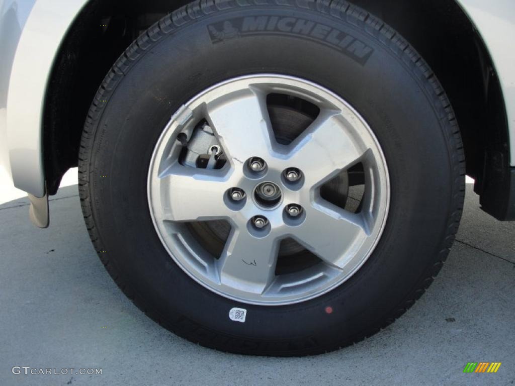 2011 Ford Escape XLS Wheel Photo #40854209