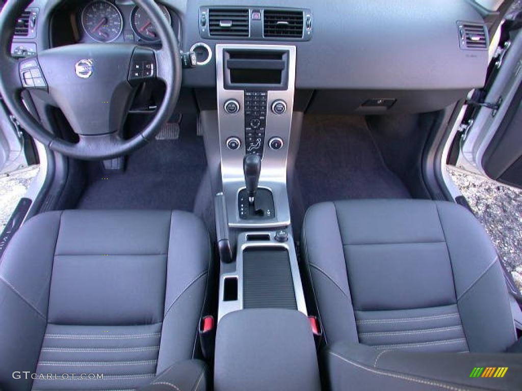 Off Black Interior 2008 Volvo V50 2.4i Photo #40854825