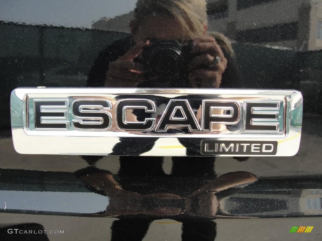 2011 Escape Limited V6 - Tuxedo Black Metallic / Charcoal Black photo #16