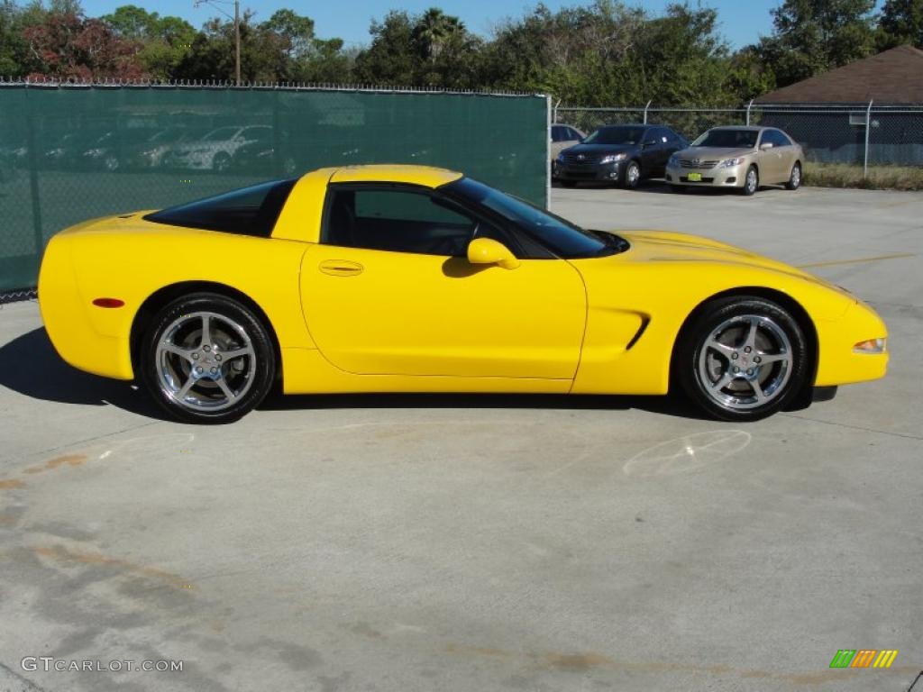 Millenium Yellow 2002 Chevrolet Corvette Coupe Exterior Photo #40856417
