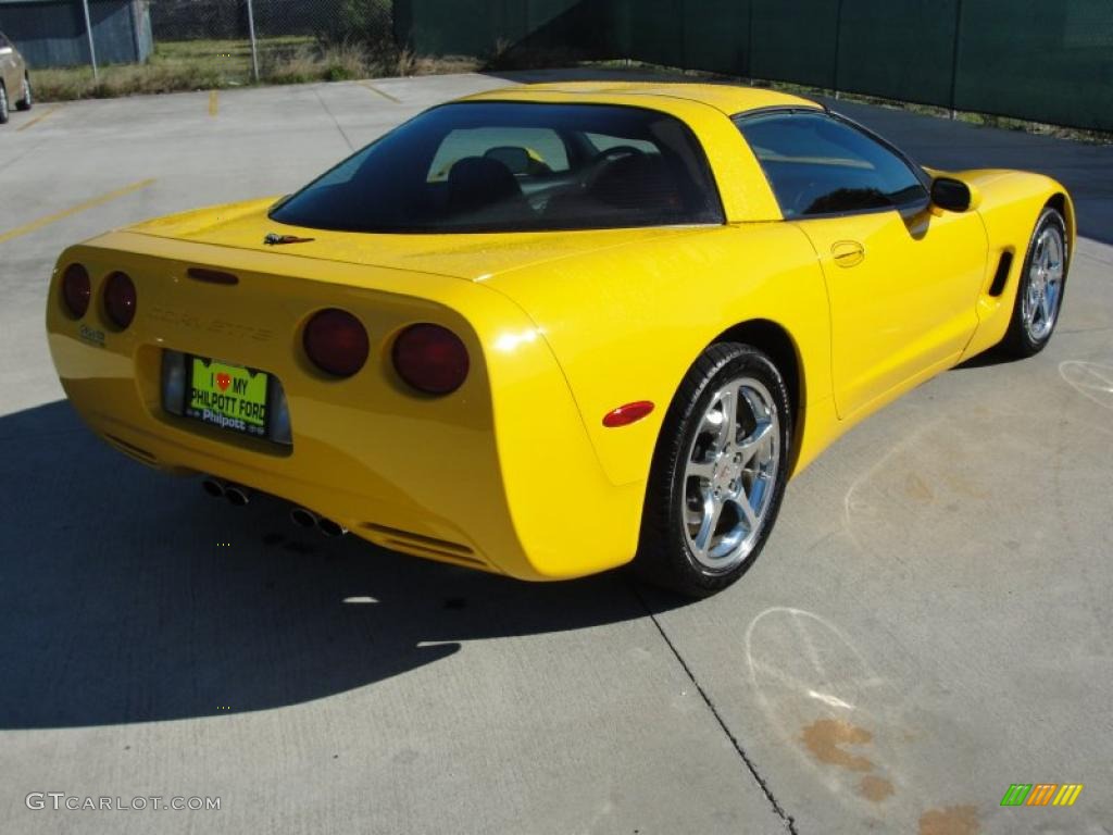 Millenium Yellow 2002 Chevrolet Corvette Coupe Exterior Photo #40856429