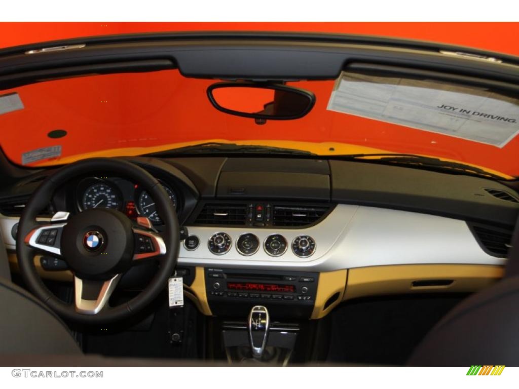 2011 Z4 sDrive35i Roadster - Atacama Yellow / Black photo #7