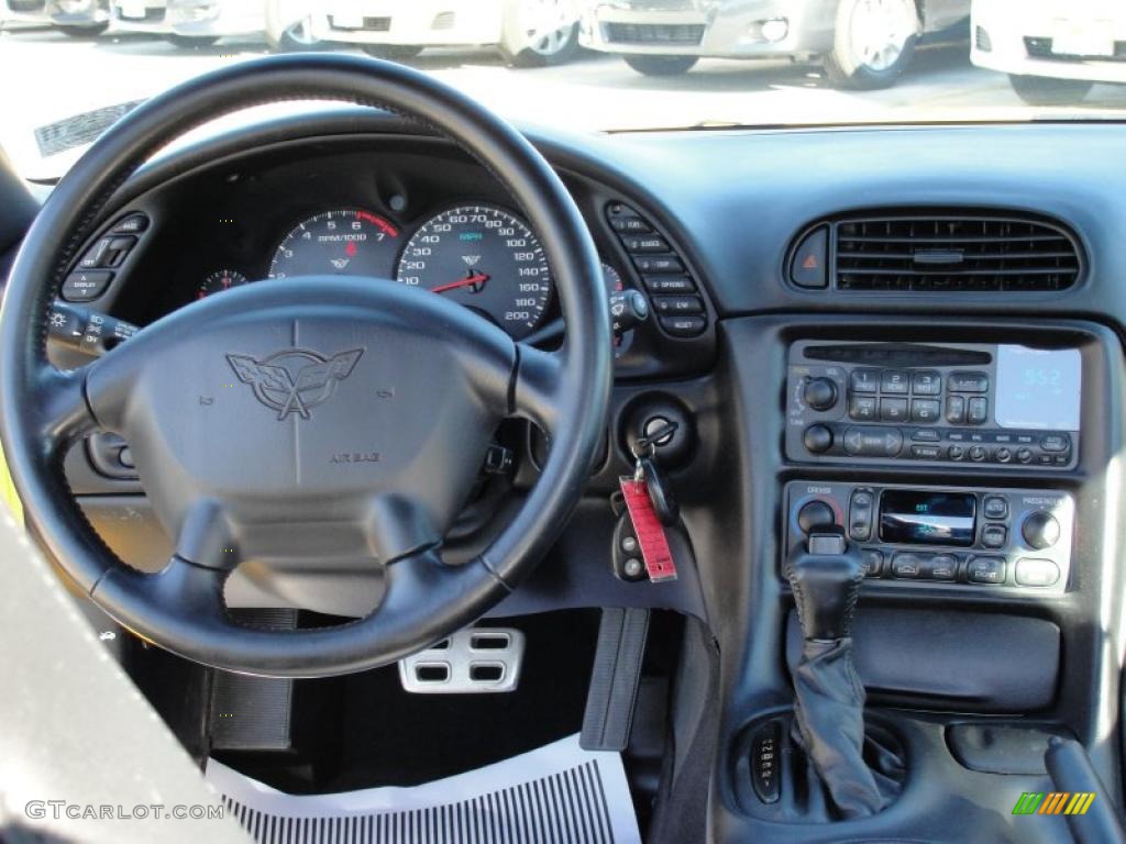 2002 Chevrolet Corvette Coupe Black Dashboard Photo #40856797