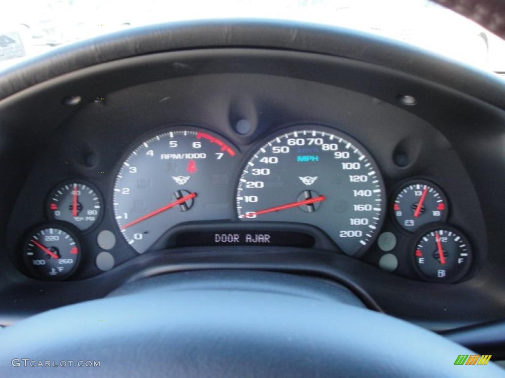 2002 Chevrolet Corvette Coupe Controls Photo #40856877