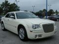 Cool Vanilla - 300 C HEMI Photo No. 7