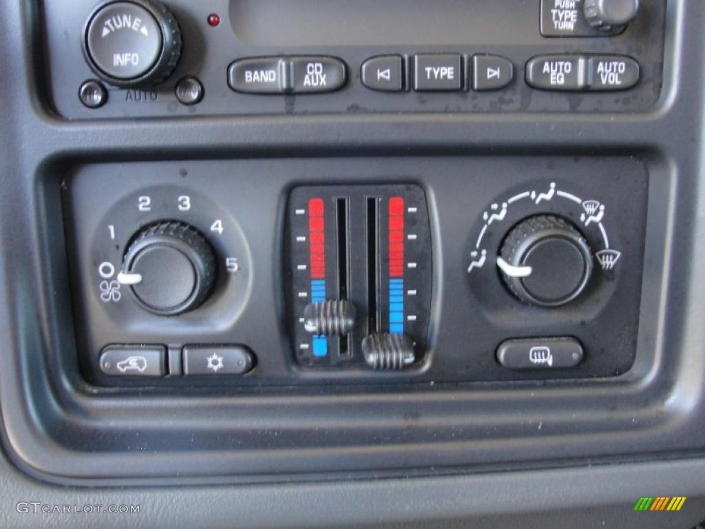 2006 GMC Sierra 1500 SL Crew Cab Controls Photo #40857377