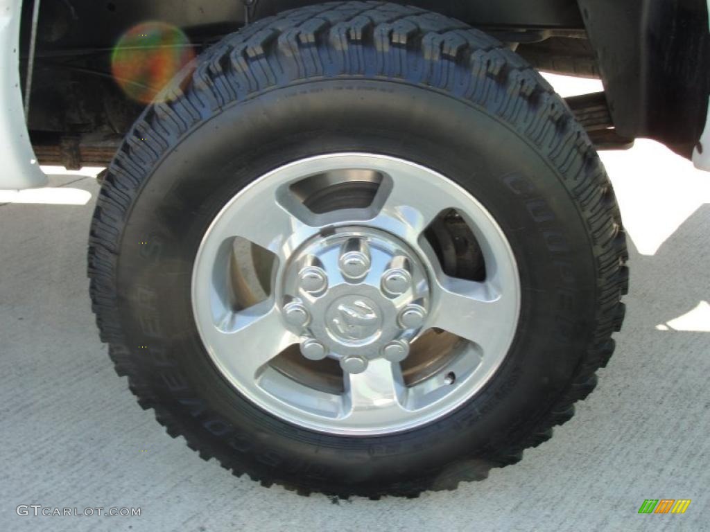 2007 Ram 2500 Lone Star Edition Quad Cab 4x4 - Bright White / Medium Slate Gray photo #13