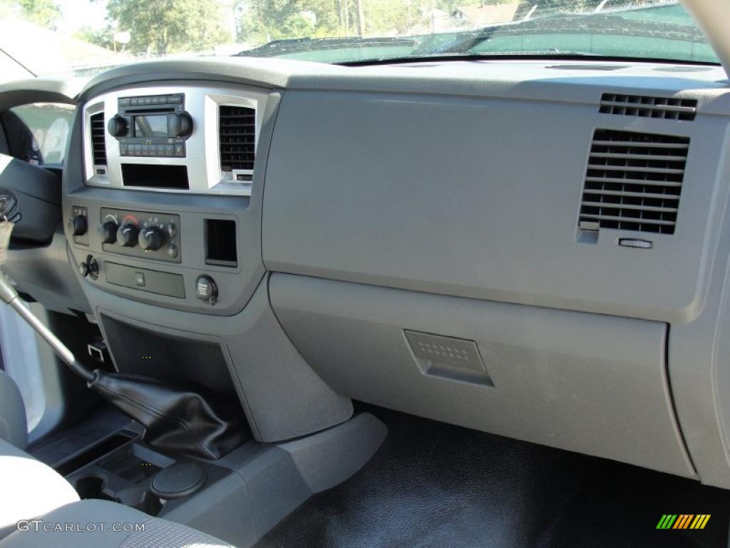 2007 Ram 2500 Lone Star Edition Quad Cab 4x4 - Bright White / Medium Slate Gray photo #26