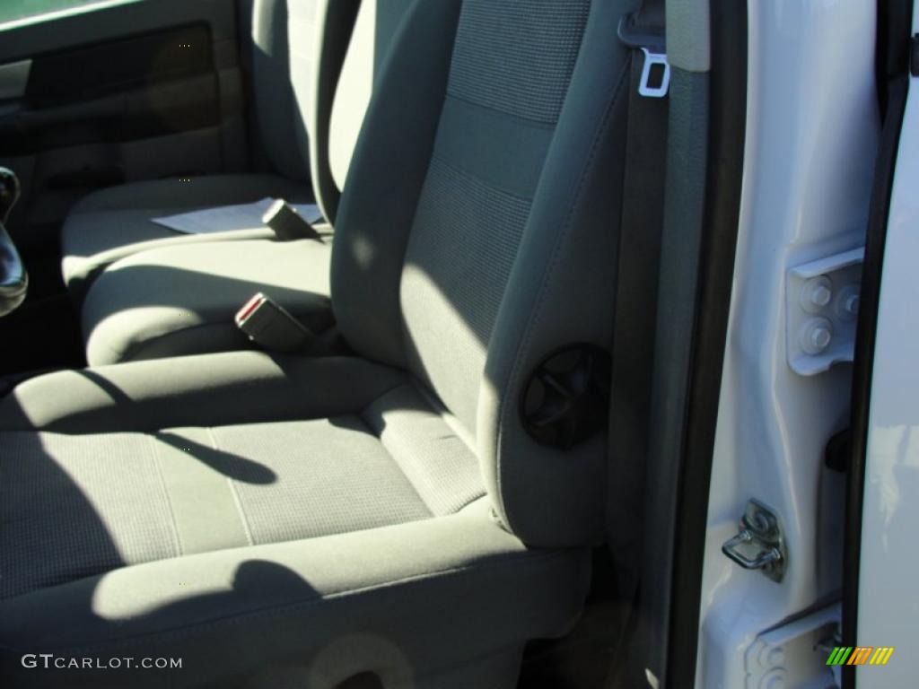 2007 Ram 2500 Lone Star Edition Quad Cab 4x4 - Bright White / Medium Slate Gray photo #34