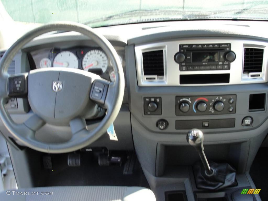 2007 Ram 2500 Lone Star Edition Quad Cab 4x4 - Bright White / Medium Slate Gray photo #36