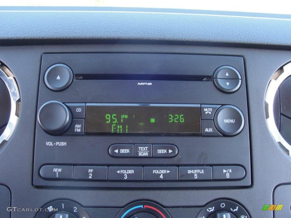 2008 Ford F250 Super Duty XLT SuperCab Controls Photo #40859045
