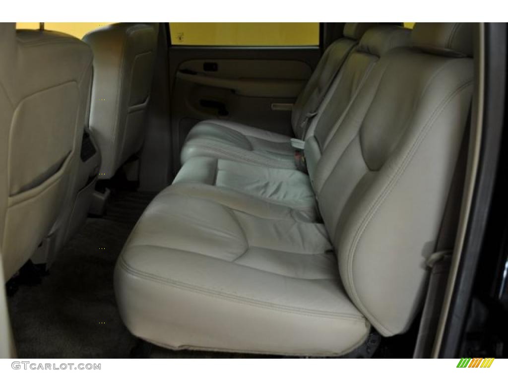 2003 Suburban 1500 Z71 4x4 - Black / Tan/Neutral photo #12