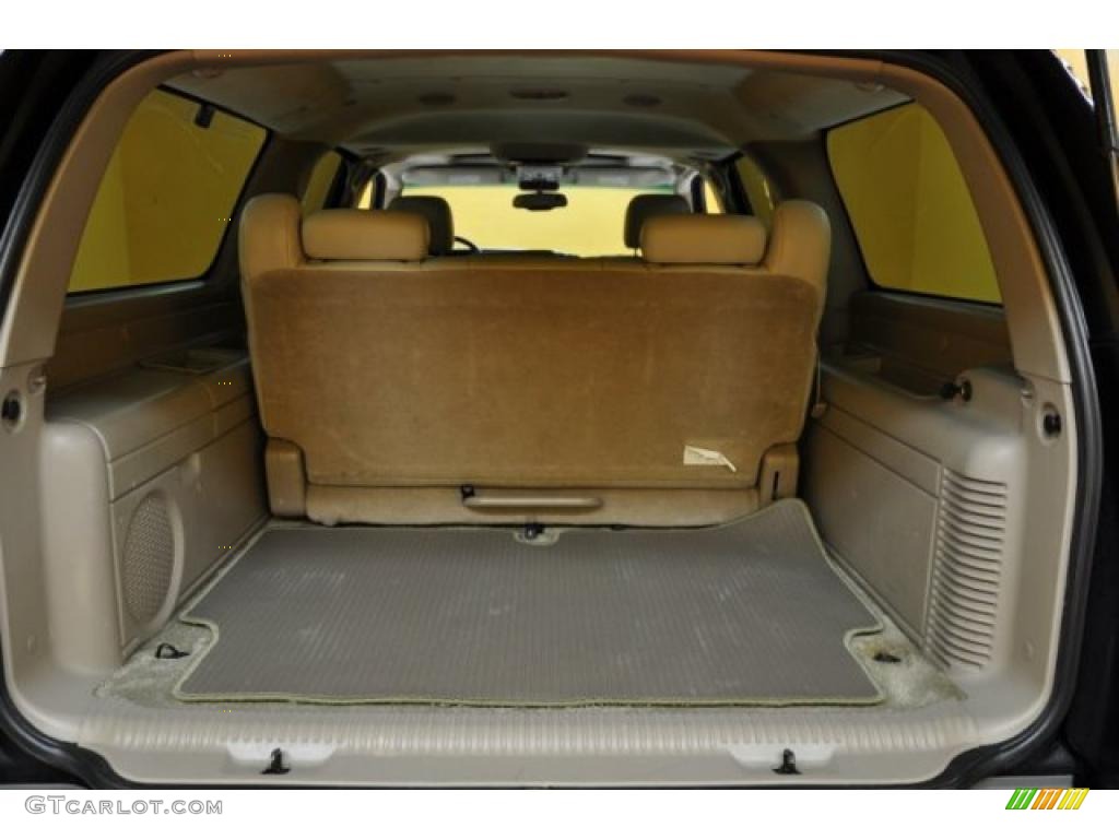 2003 Suburban 1500 Z71 4x4 - Black / Tan/Neutral photo #14