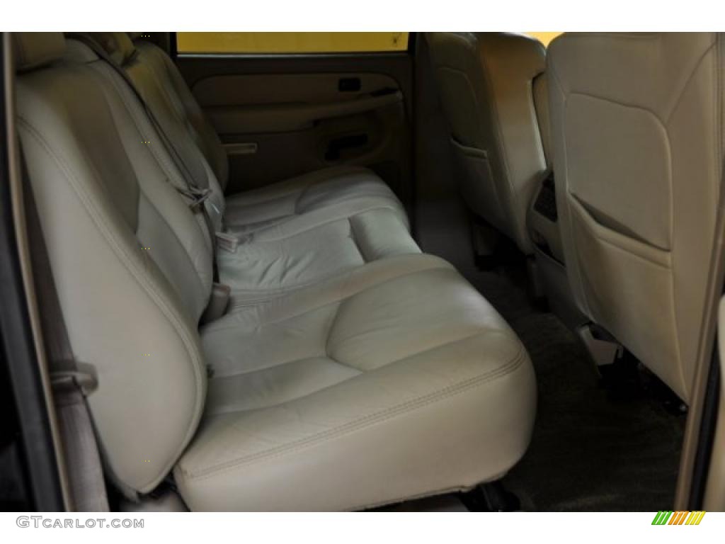 2003 Suburban 1500 Z71 4x4 - Black / Tan/Neutral photo #15