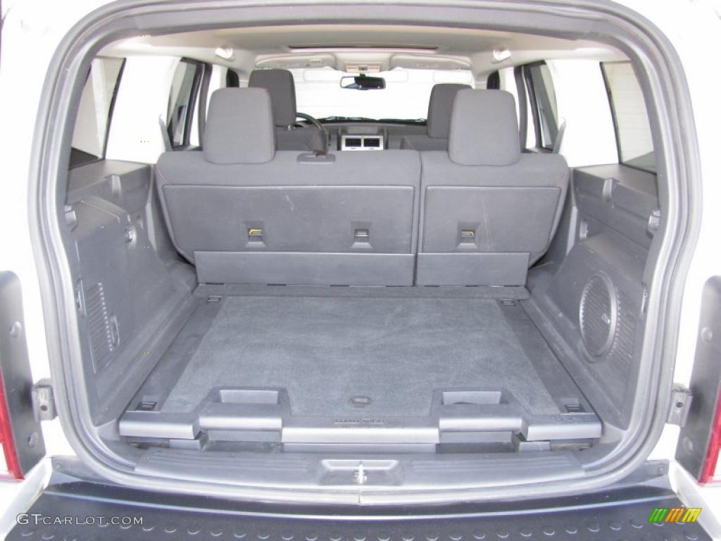 2007 Dodge Nitro R/T Trunk Photo #40867223