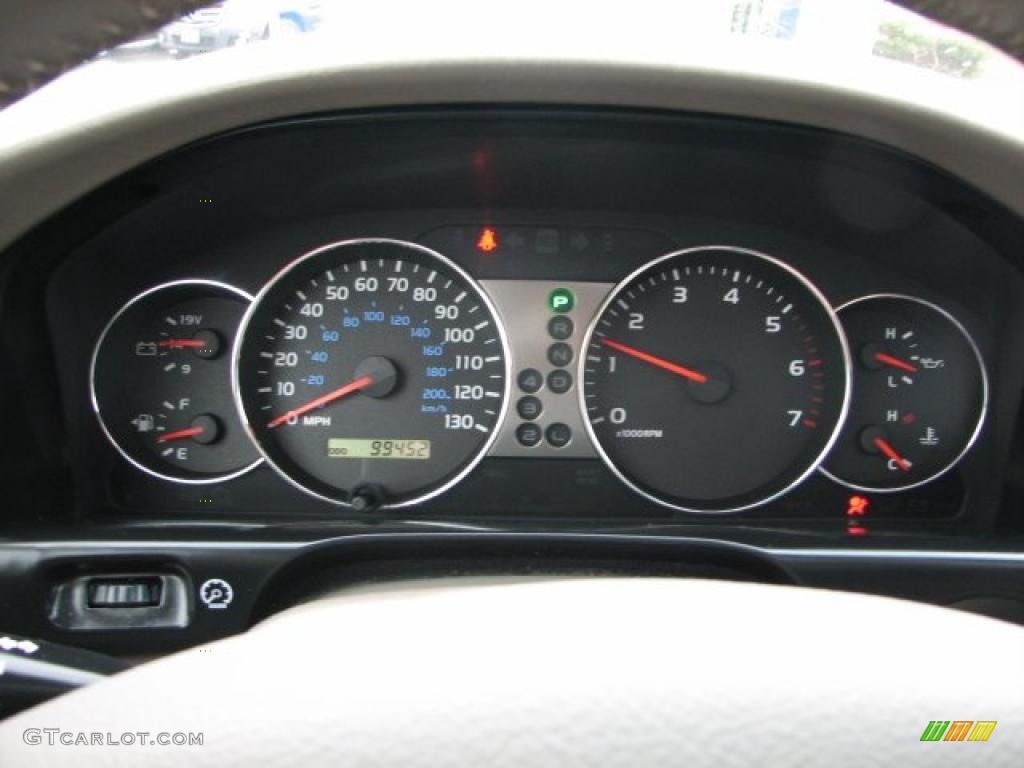 2005 Toyota Land Cruiser Standard Land Cruiser Model Gauges Photo #40868932