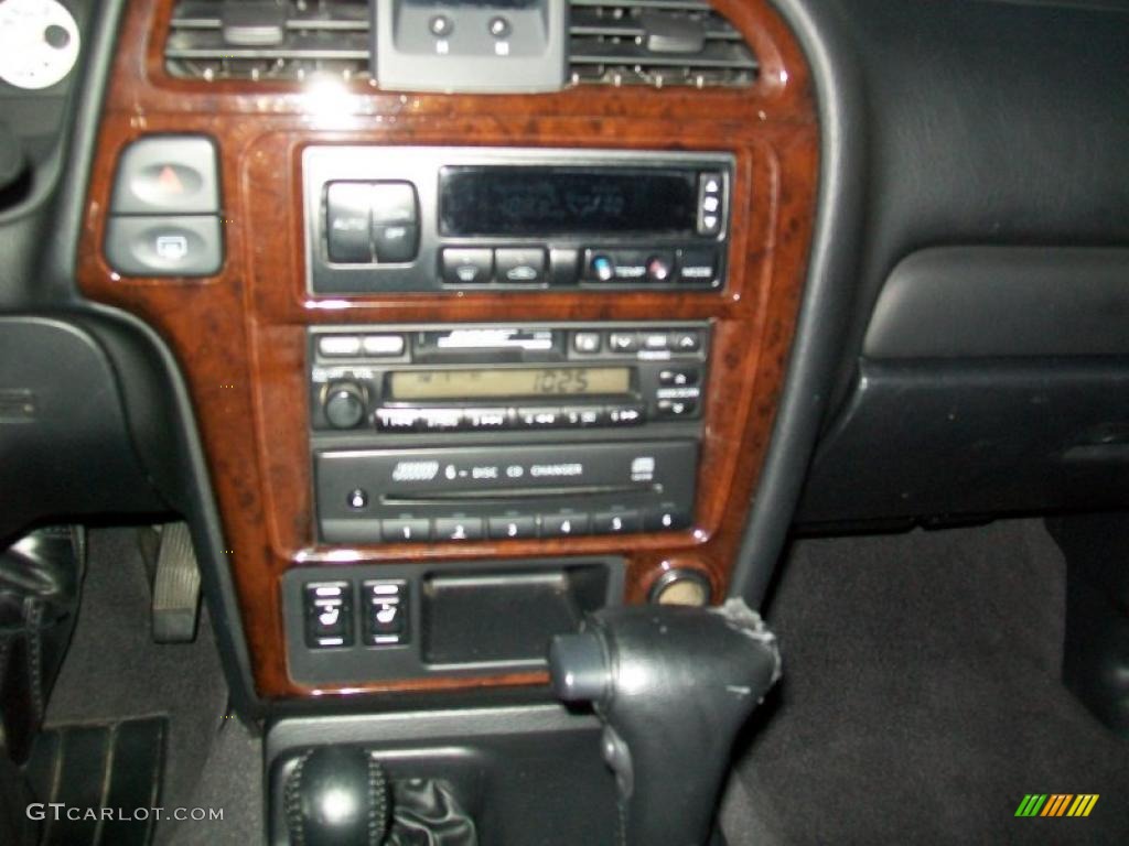 2001 Pathfinder LE 4x4 - Bayshore Blue Metallic / Charcoal photo #17