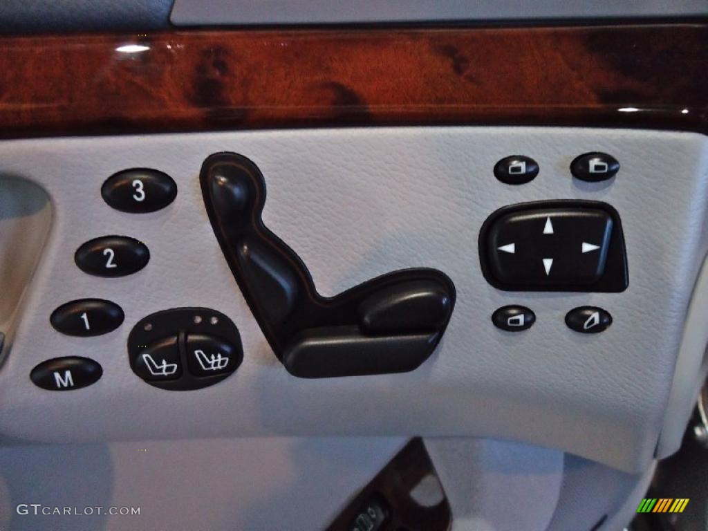 2002 Mercedes-Benz S 500 Sedan Controls Photo #40870754