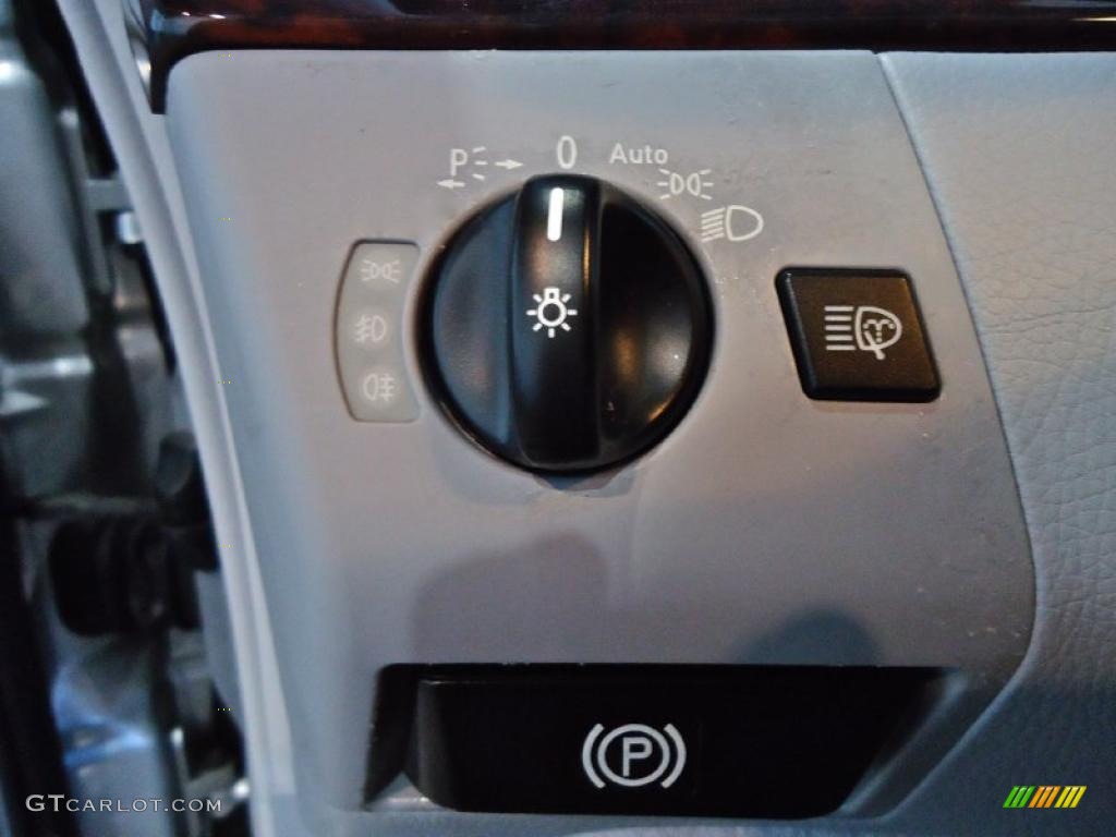 2002 Mercedes-Benz S 500 Sedan Controls Photo #40870814