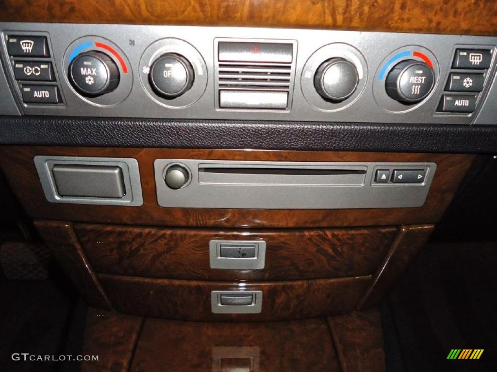 2004 7 Series 745i Sedan - Jet Black / Black/Black photo #22