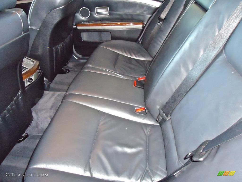 2004 7 Series 745i Sedan - Jet Black / Black/Black photo #32