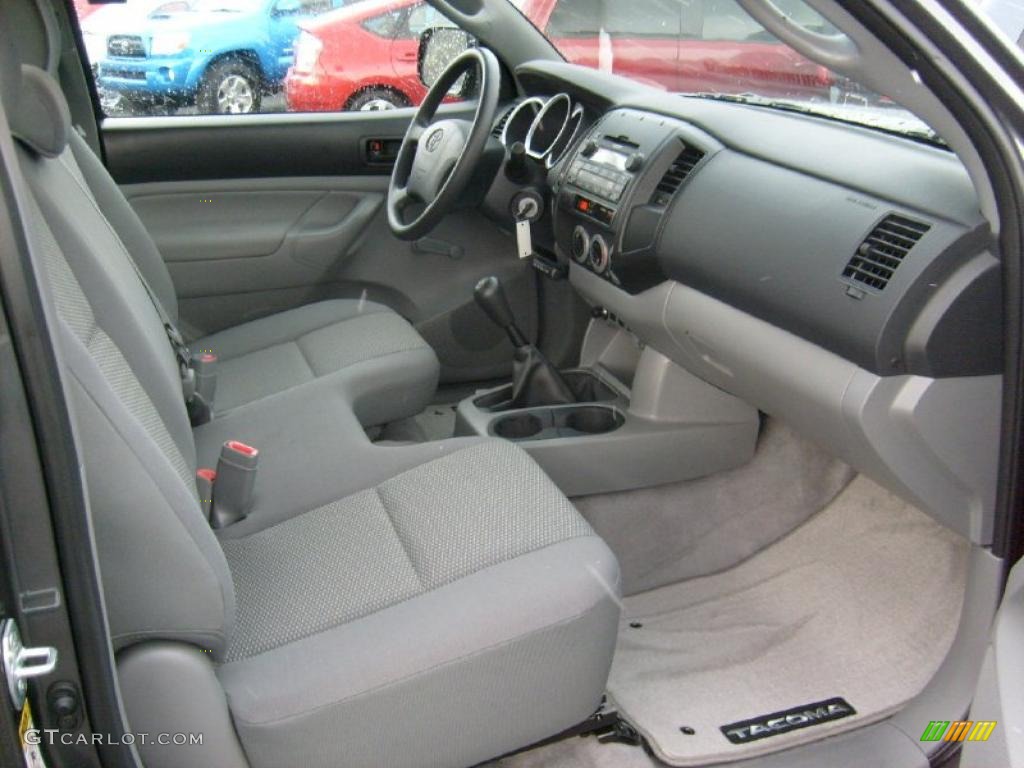 Graphite Gray Interior 2011 Toyota Tacoma Regular Cab 4x4 Photo #40871714