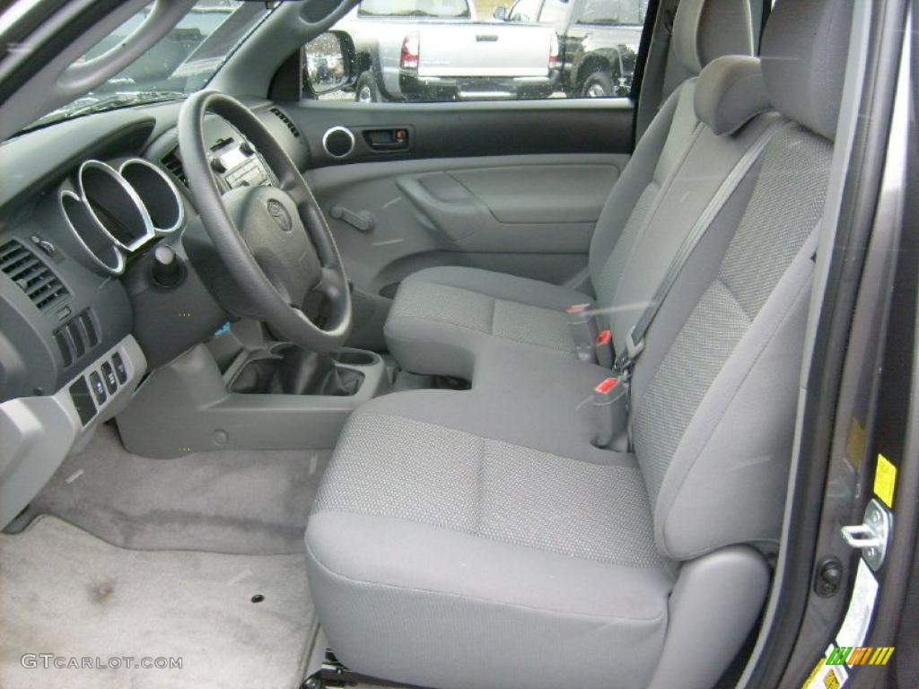 Graphite Gray Interior 2011 Toyota Tacoma Regular Cab 4x4 Photo #40871746
