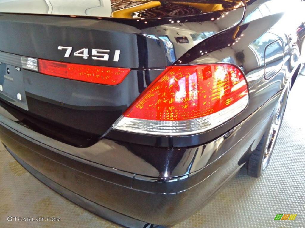 2004 7 Series 745i Sedan - Jet Black / Black/Black photo #43