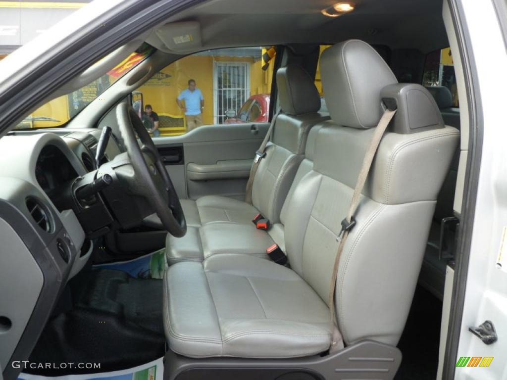 2005 F150 XL SuperCab - Silver Metallic / Medium Flint Grey photo #8