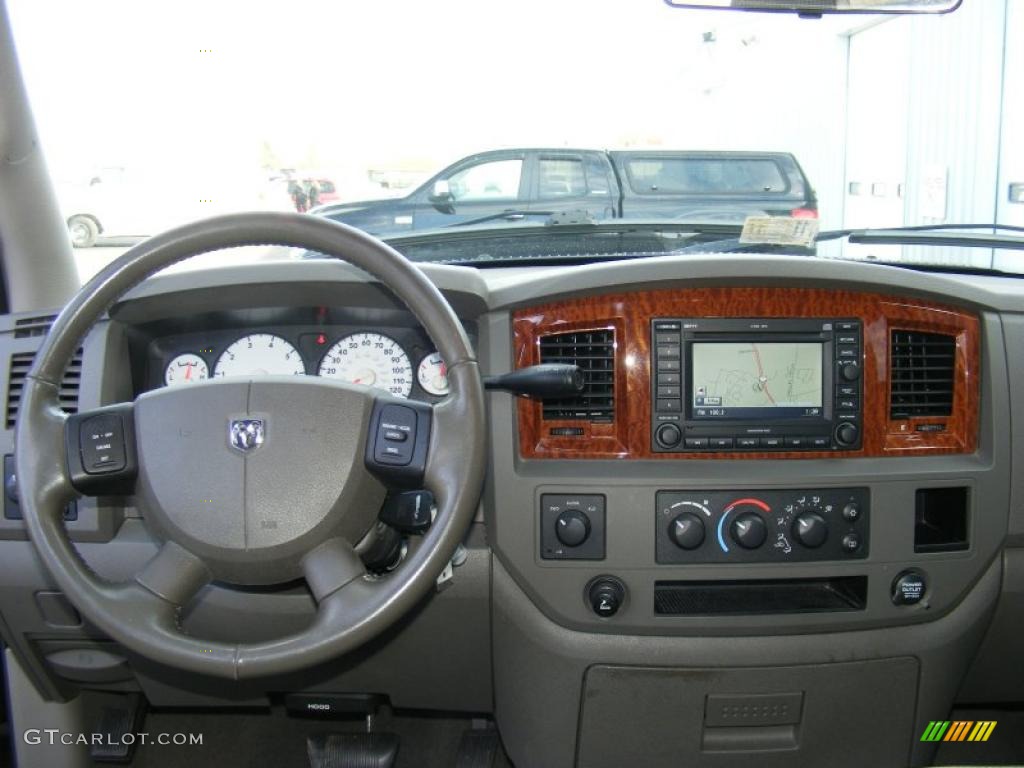 2006 Dodge Ram 1500 SLT Quad Cab 4x4 Khaki Beige Dashboard Photo #40872418
