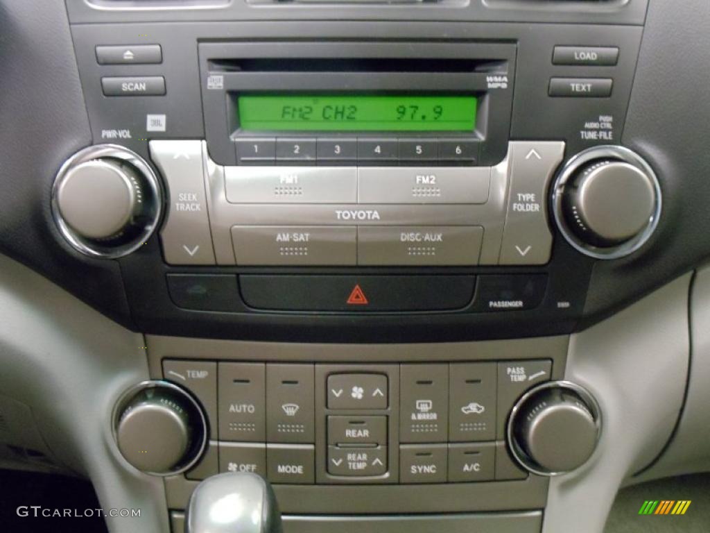 2009 Toyota Highlander Sport Controls Photo #40872882
