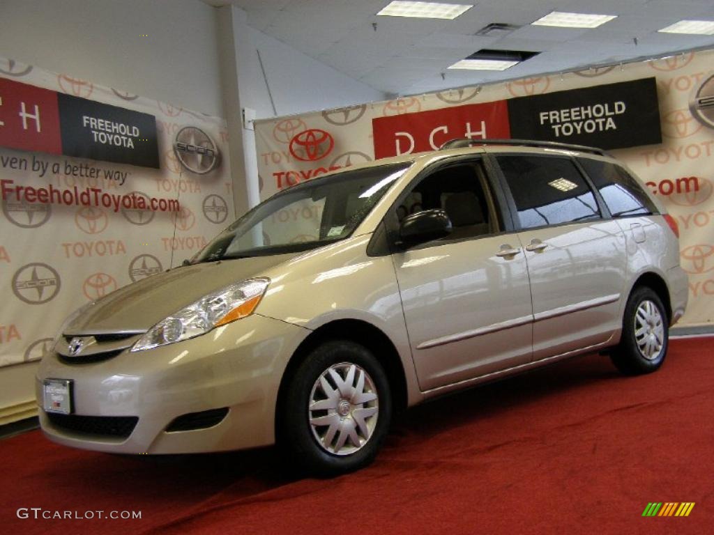 Desert Sand Mica Toyota Sienna