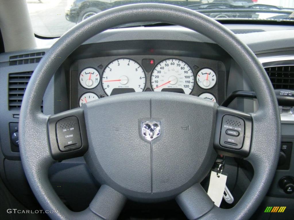 2008 Dodge Ram 1500 Big Horn Edition Quad Cab 4x4 Medium Slate Gray Steering Wheel Photo #40875102