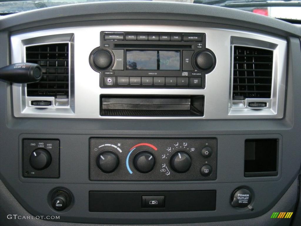 2008 Dodge Ram 1500 Big Horn Edition Quad Cab 4x4 Controls Photo #40875170