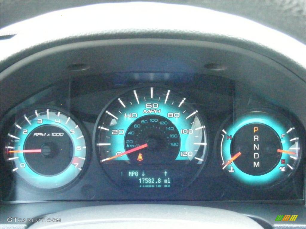 2010 Fusion SE V6 - Brilliant Silver Metallic / Charcoal Black photo #10