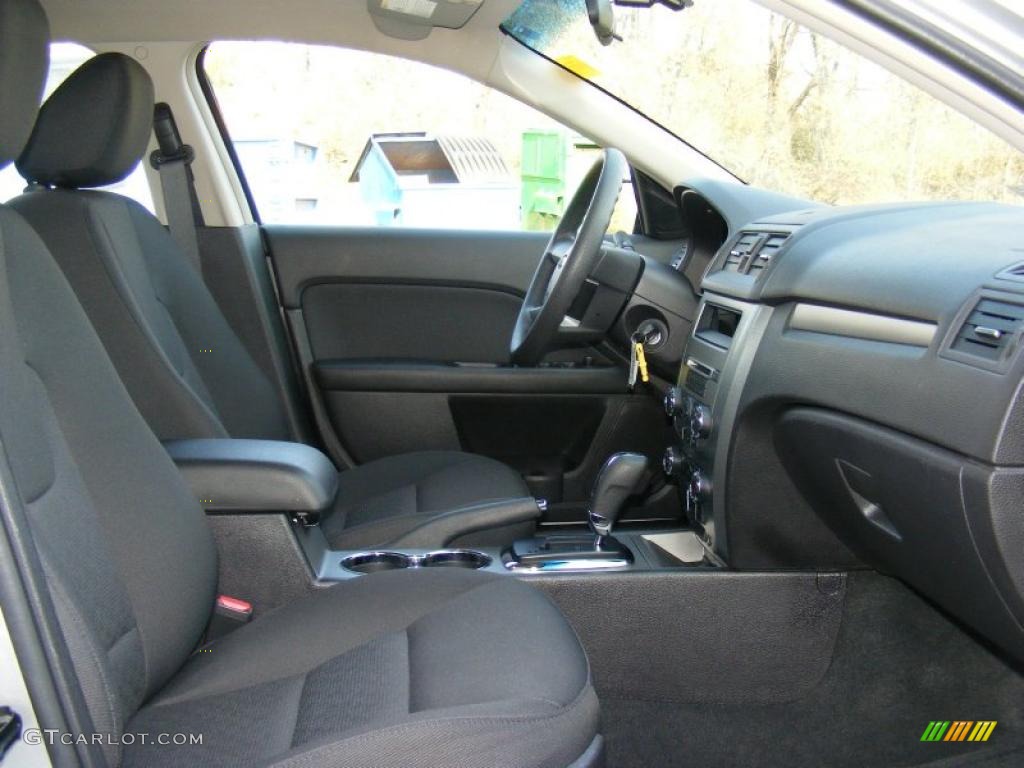 Charcoal Black Interior 2010 Ford Fusion SE V6 Photo #40876150