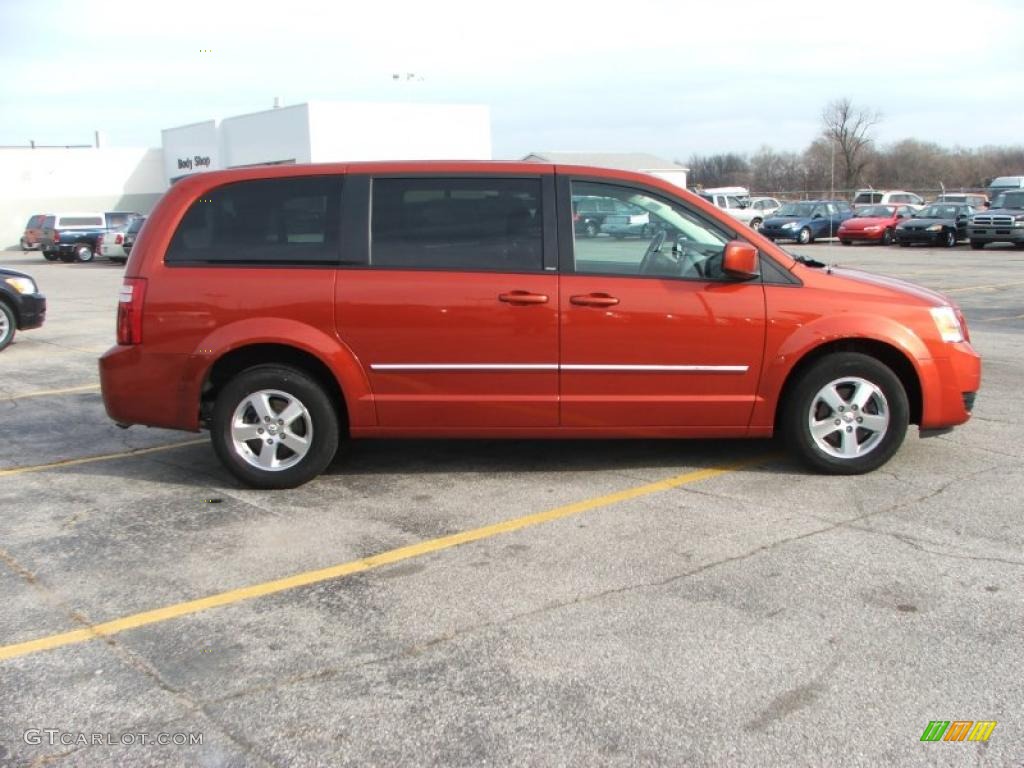 Sunburst Orange Pearl 2008 Dodge Grand Caravan SXT Exterior Photo #40876474