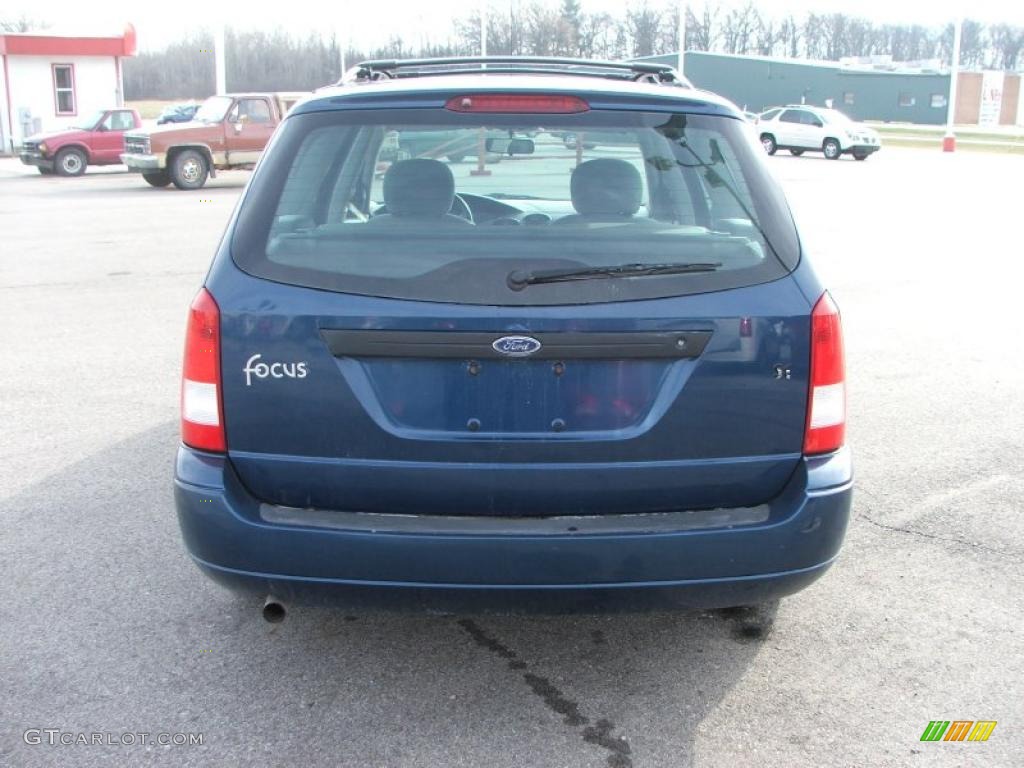 2000 Focus SE Wagon - Atlantic Blue Metallic / Medium Graphite photo #5