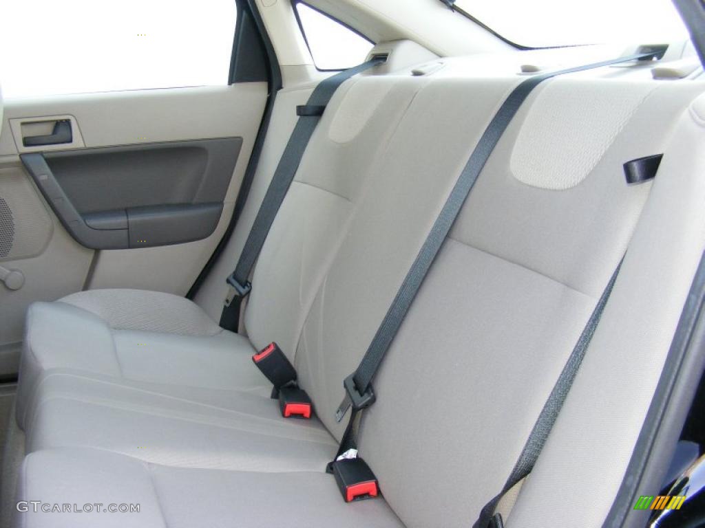Medium Stone Interior 2008 Ford Focus S Sedan Photo #40877790