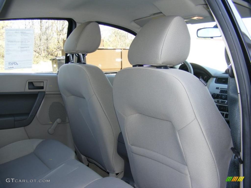 Medium Stone Interior 2008 Ford Focus S Sedan Photo #40877834
