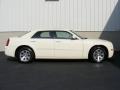 2007 Stone White Chrysler 300 Touring  photo #4