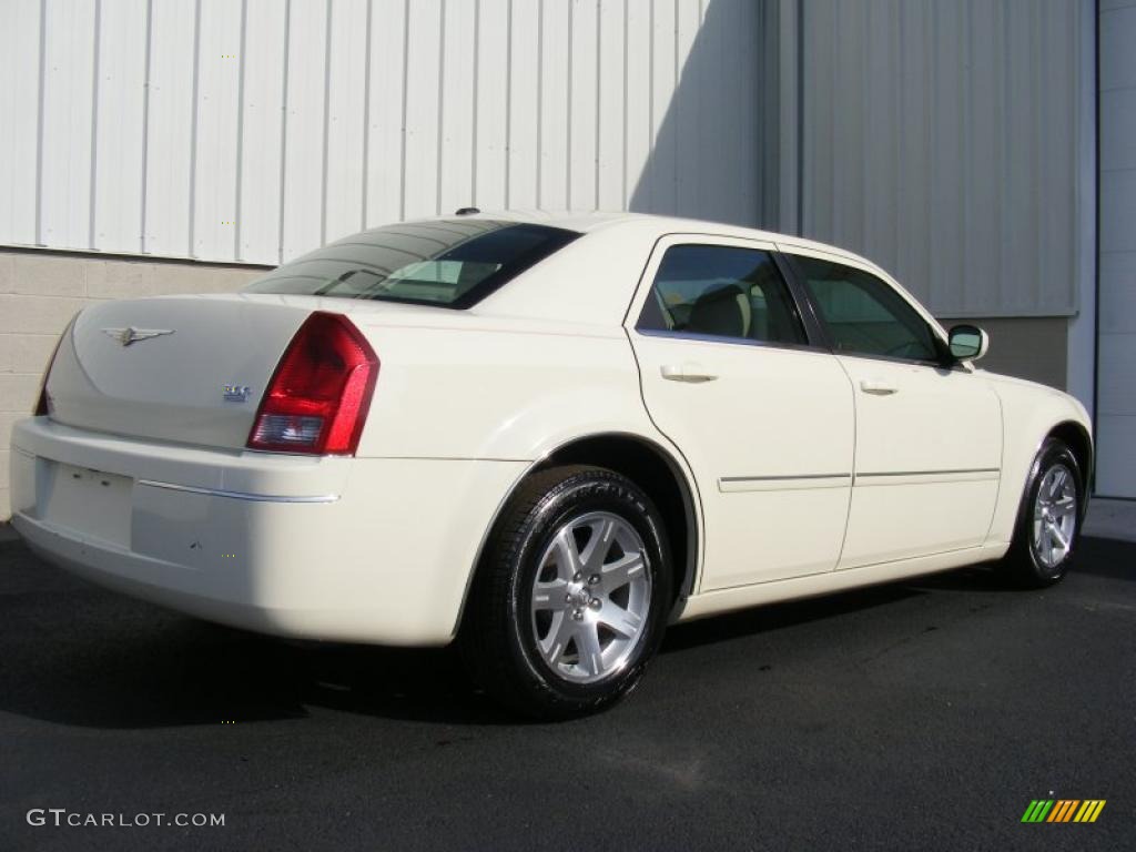 Stone White 2007 Chrysler 300 Touring Exterior Photo #40877902