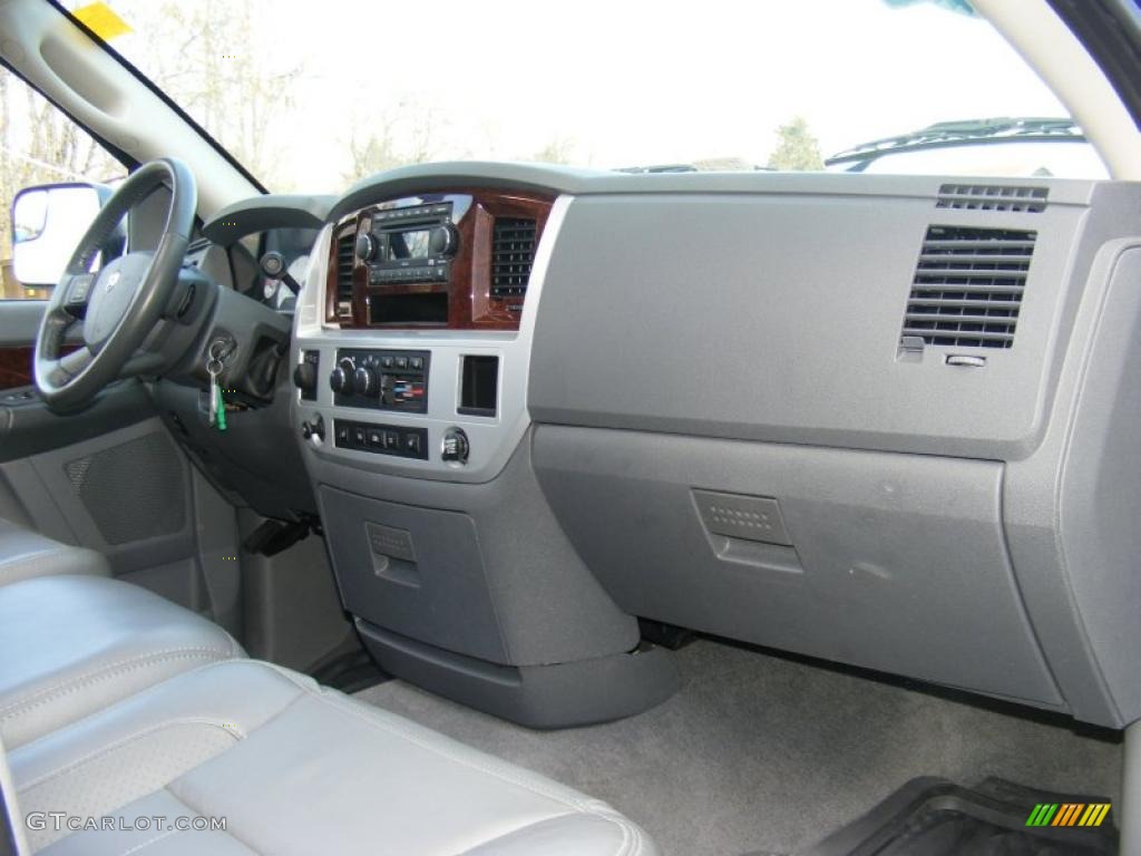 2008 Dodge Ram 2500 Laramie Quad Cab 4x4 Dashboard Photos