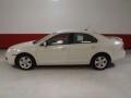 White Suede - Fusion SE V6 Photo No. 7