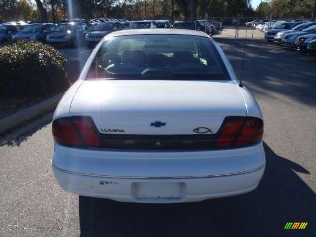 1999 Lumina LS - Bright White / Neutral photo #4